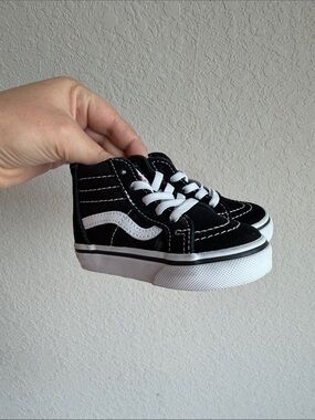 VANS toddler High-Top Skate Sneakers